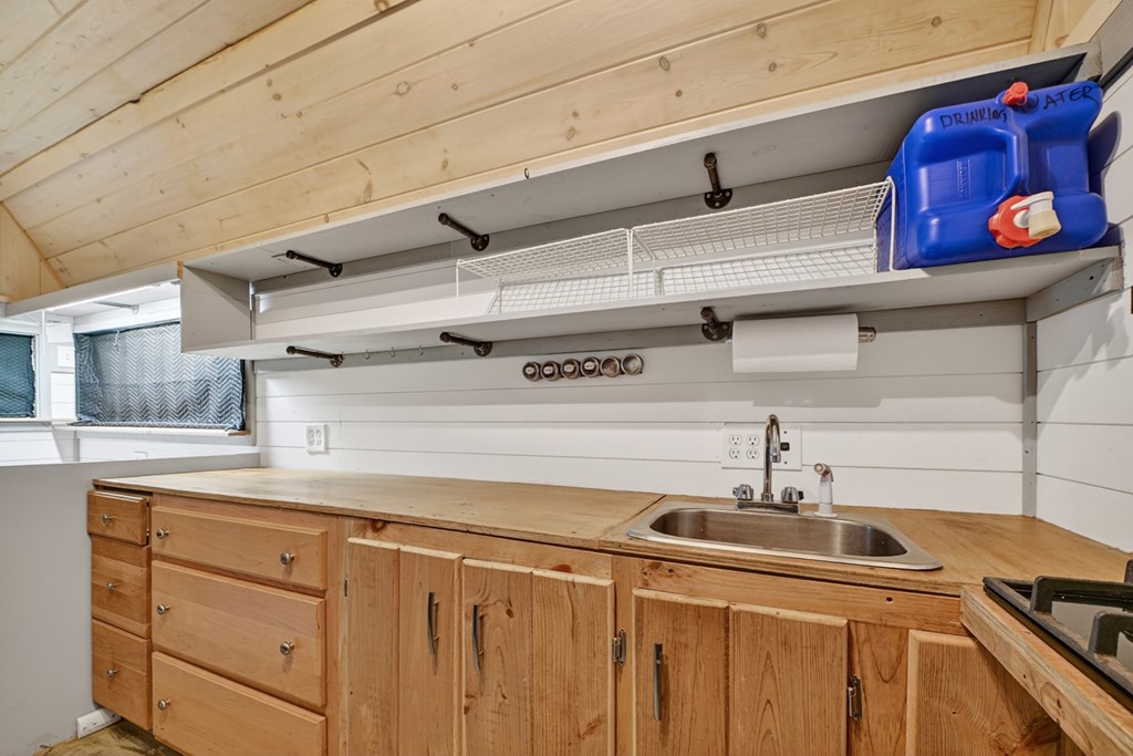 870 Mitchell Branch Road