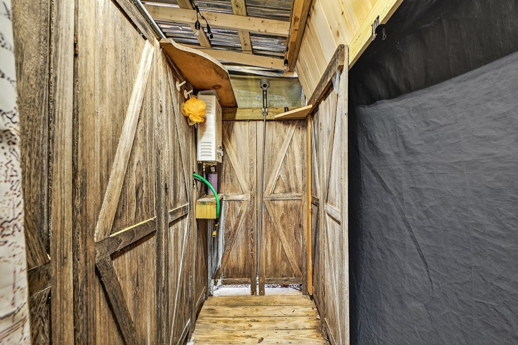 870 Mitchell Branch Road