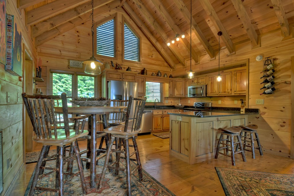 783 Moreland Drive N