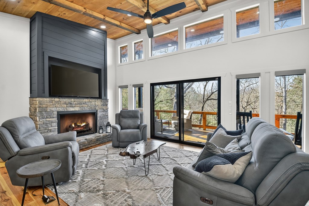 238 Hooch Holler Lane