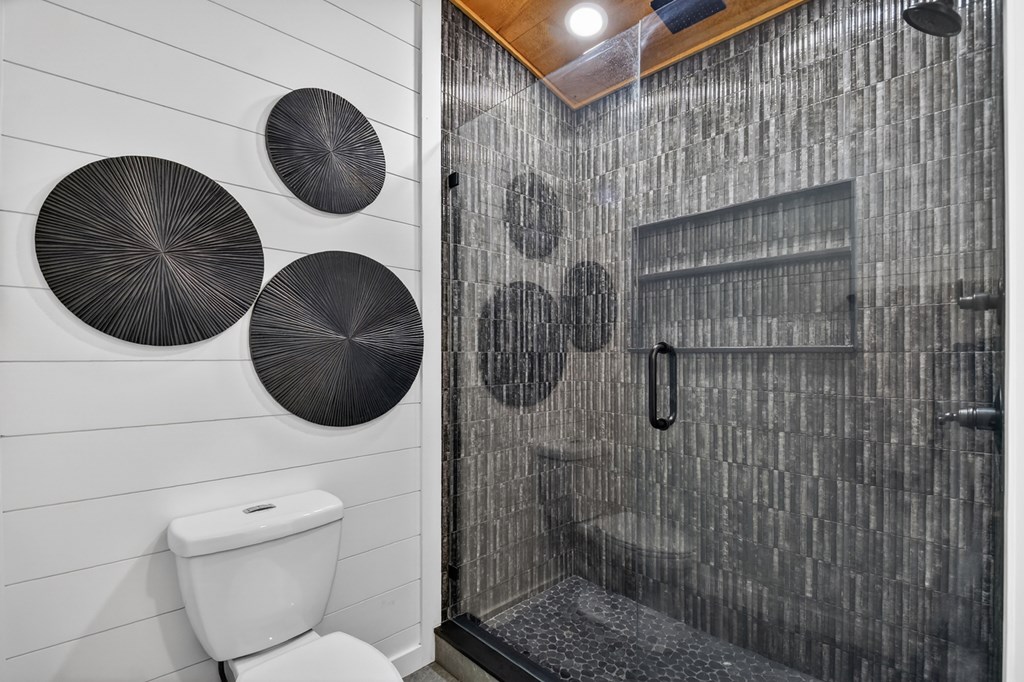 238 Hooch Holler Lane