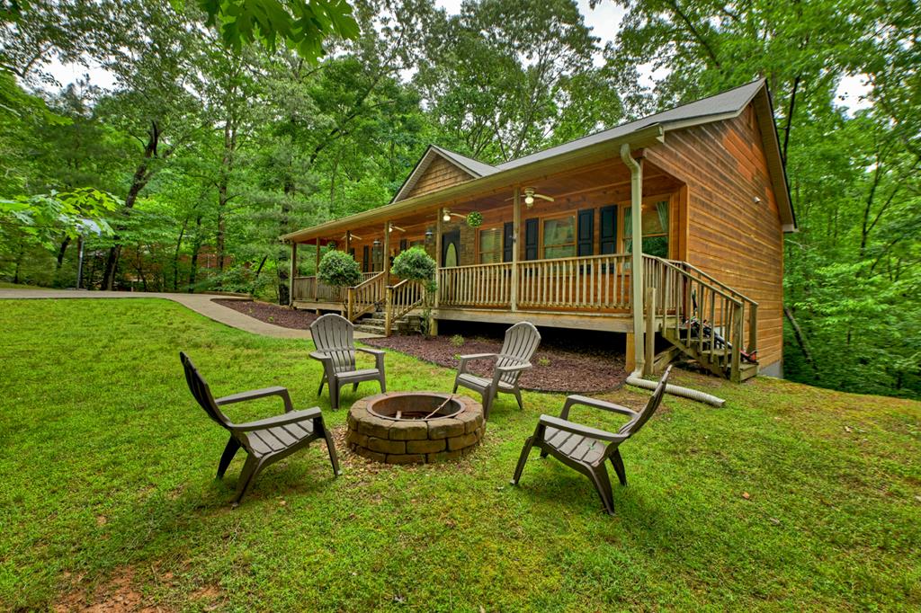 161 Foxhound Court