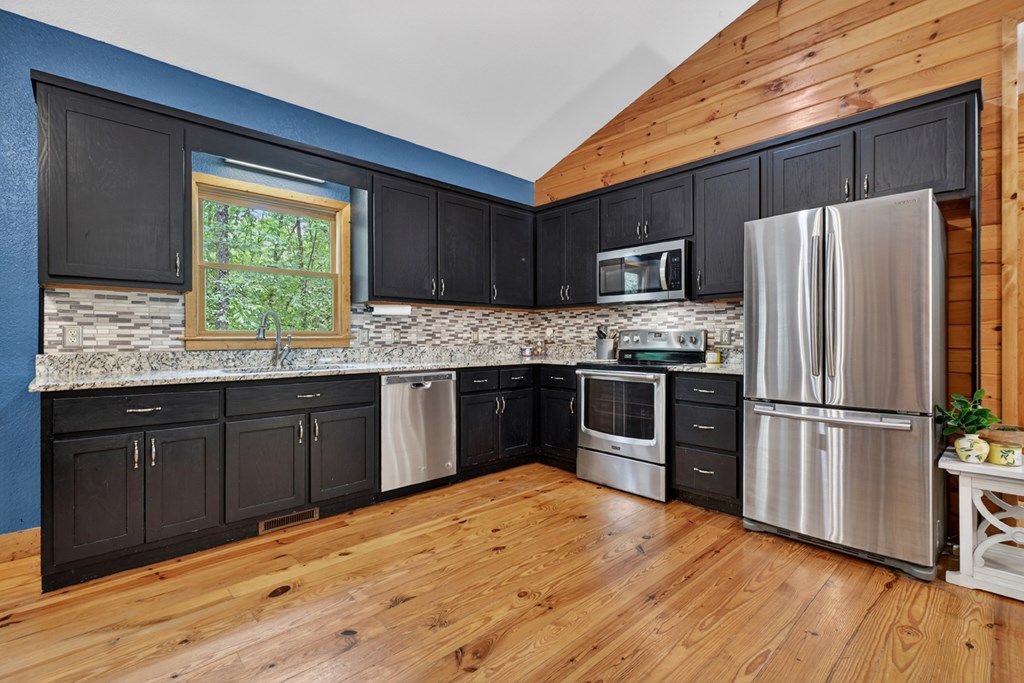 161 Foxhound Court