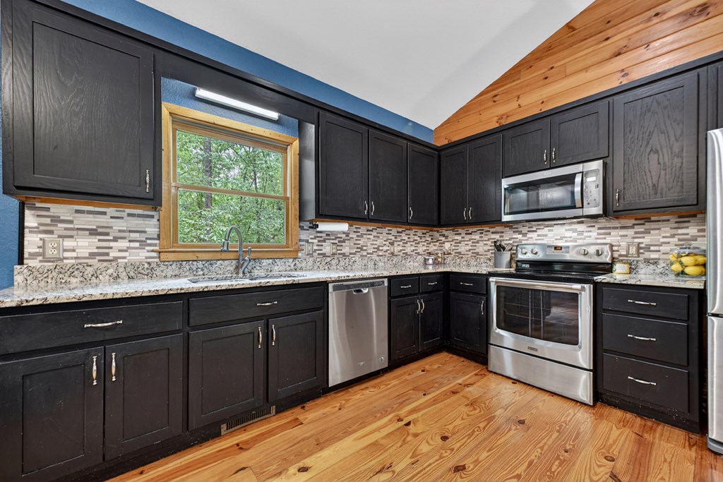 161 Foxhound Court