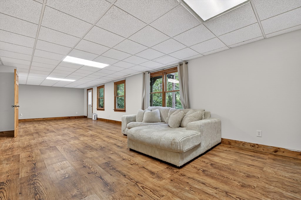 161 Foxhound Court