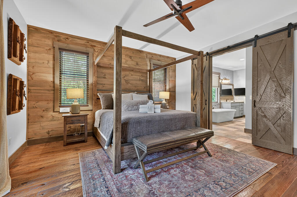 199 Hiawatha Trail N