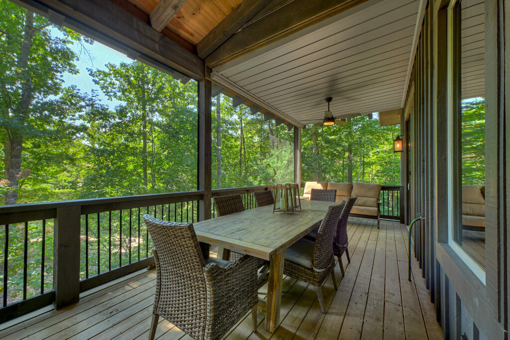 199 Hiawatha Trail N
