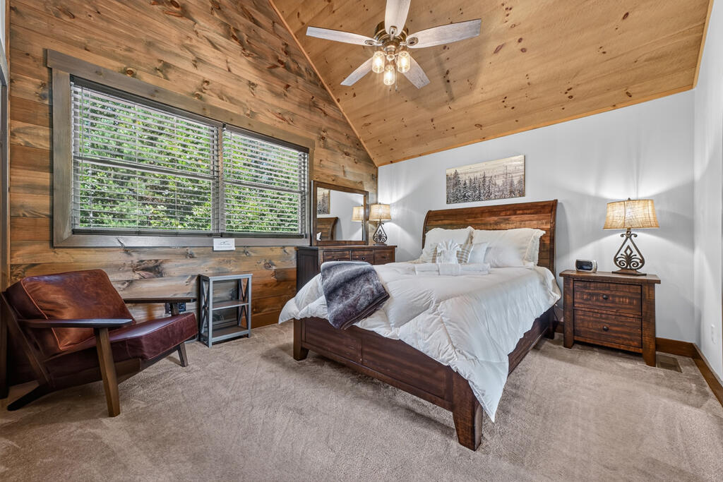 199 Hiawatha Trail N