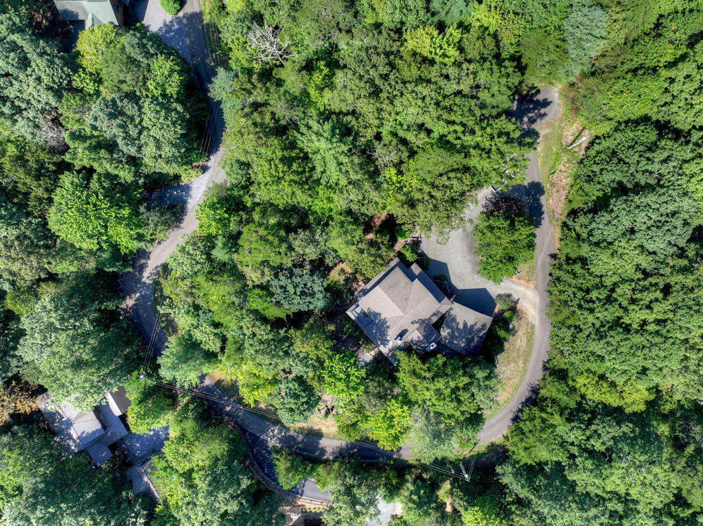199 Hiawatha Trail N