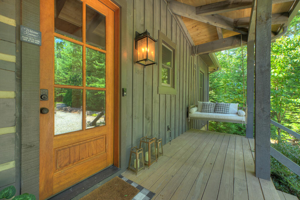 199 Hiawatha Trail N