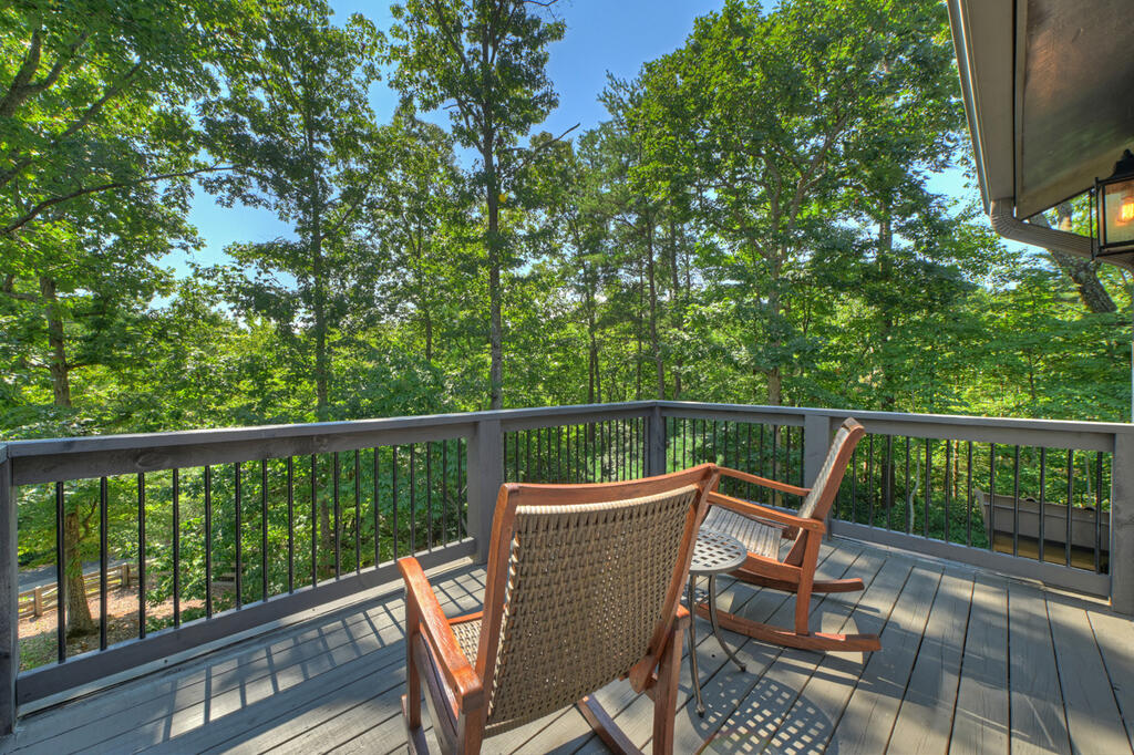 199 Hiawatha Trail N