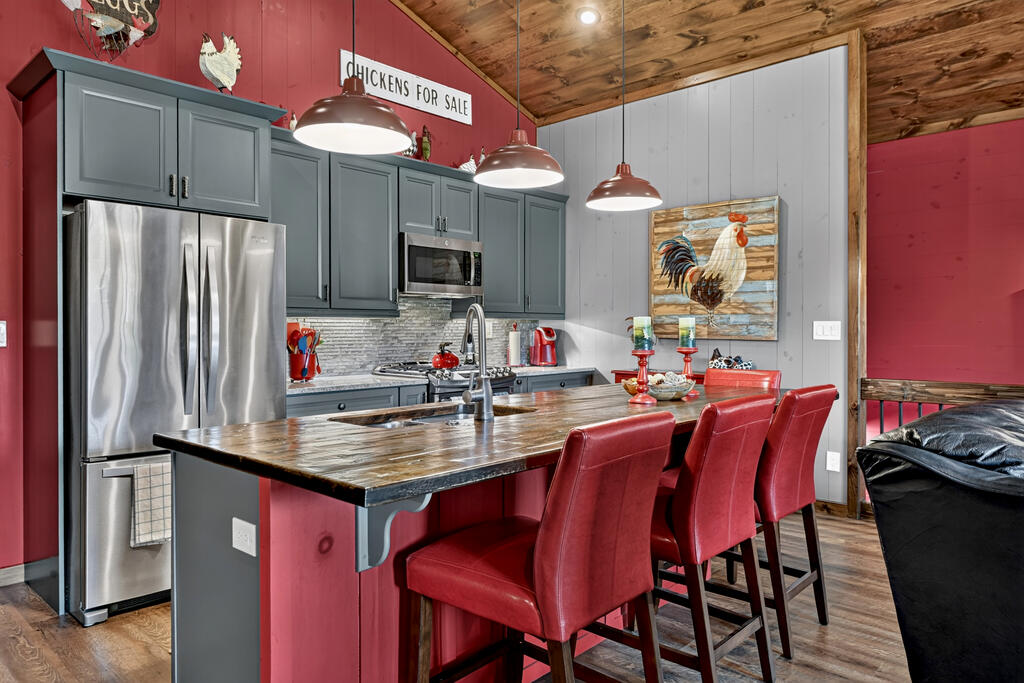 955 Old Toccoa Loop
