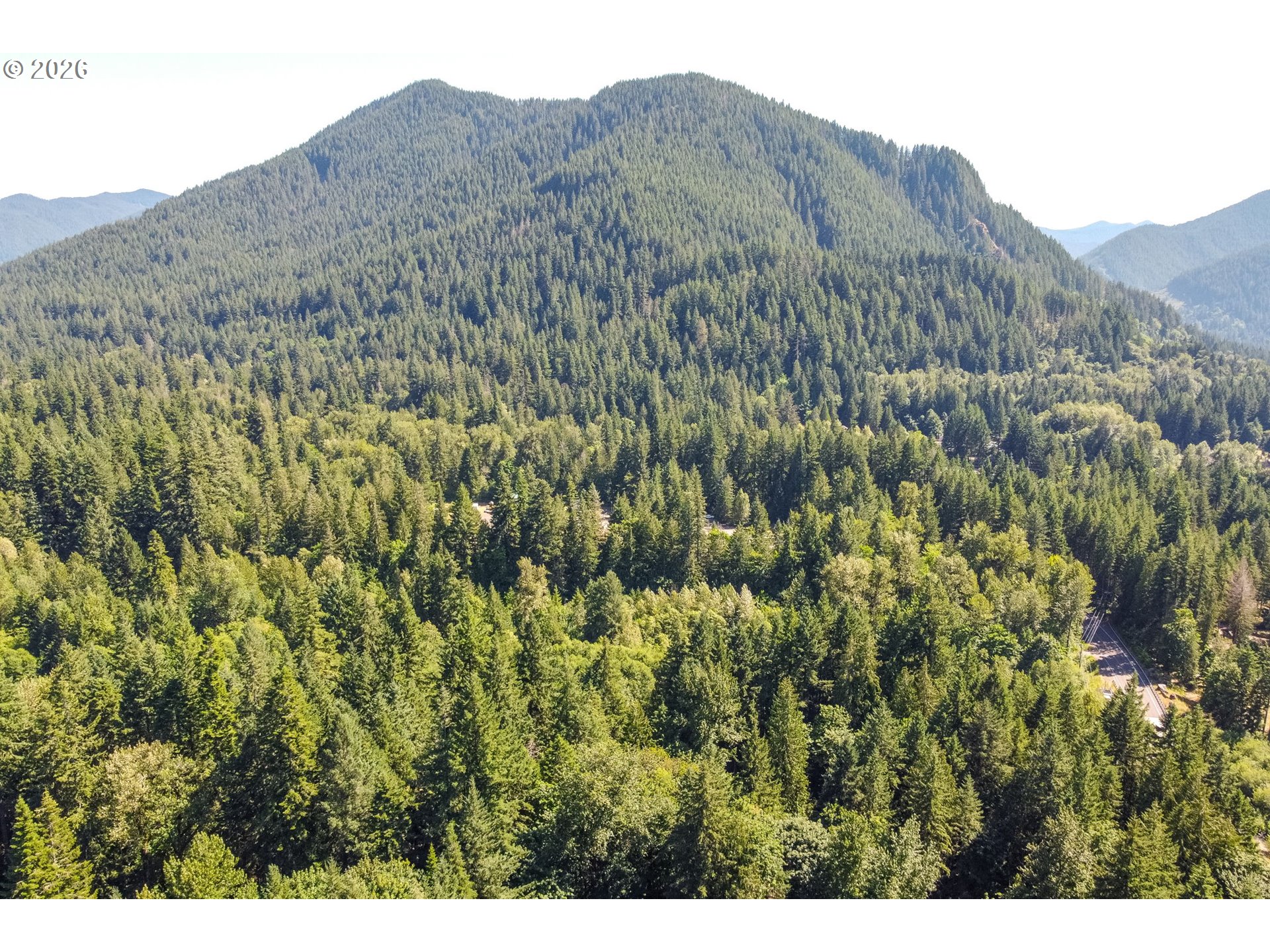 E Zig Zag River RD