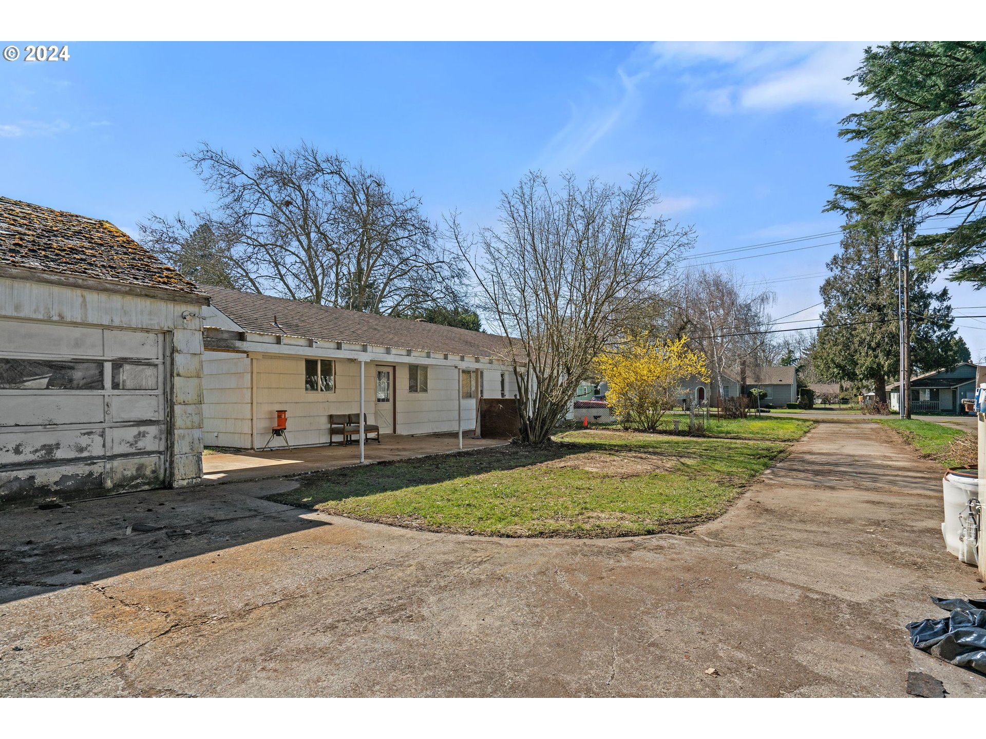 1918 EVERGREEN AVE NE
