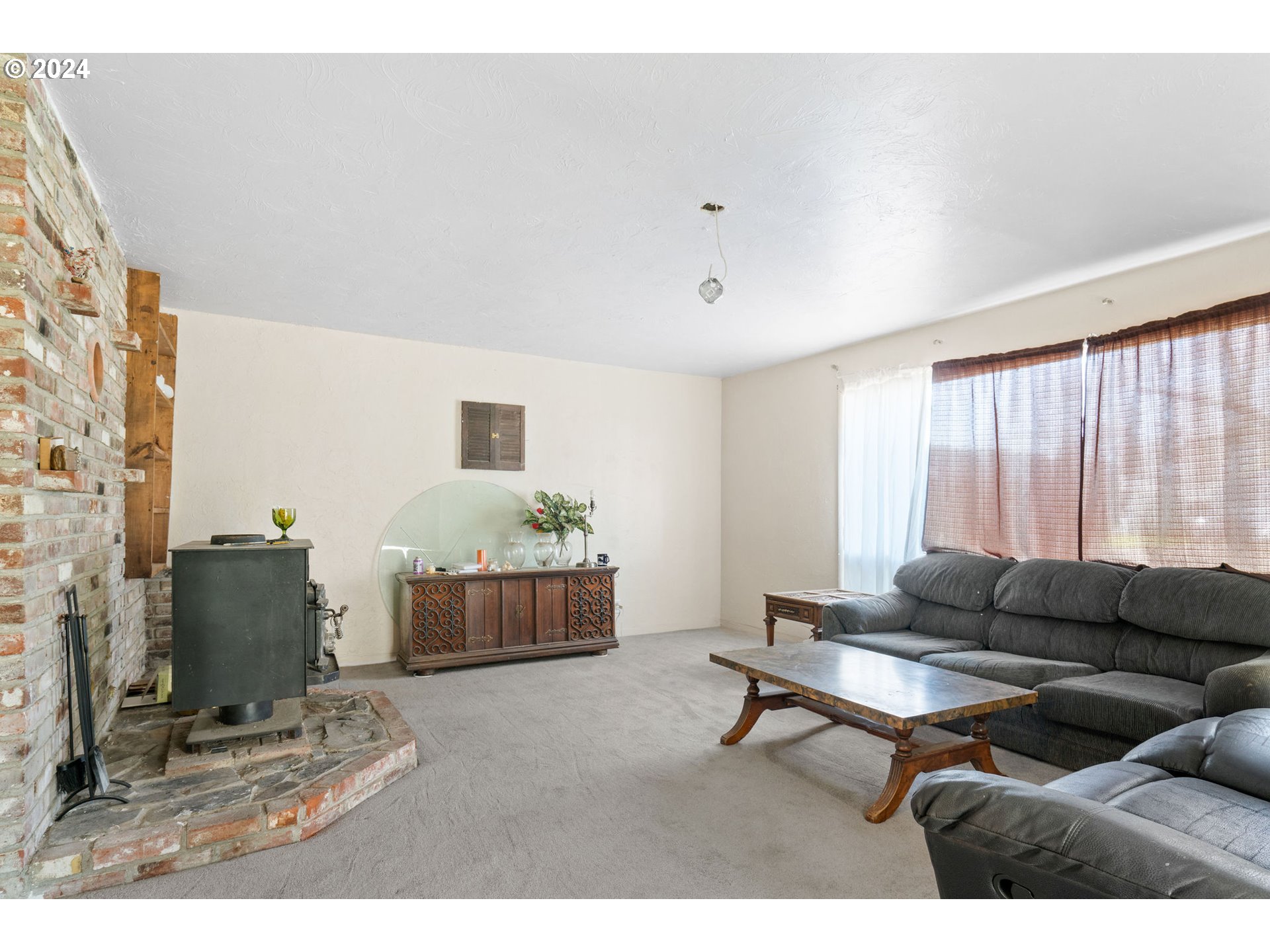1918 EVERGREEN AVE NE