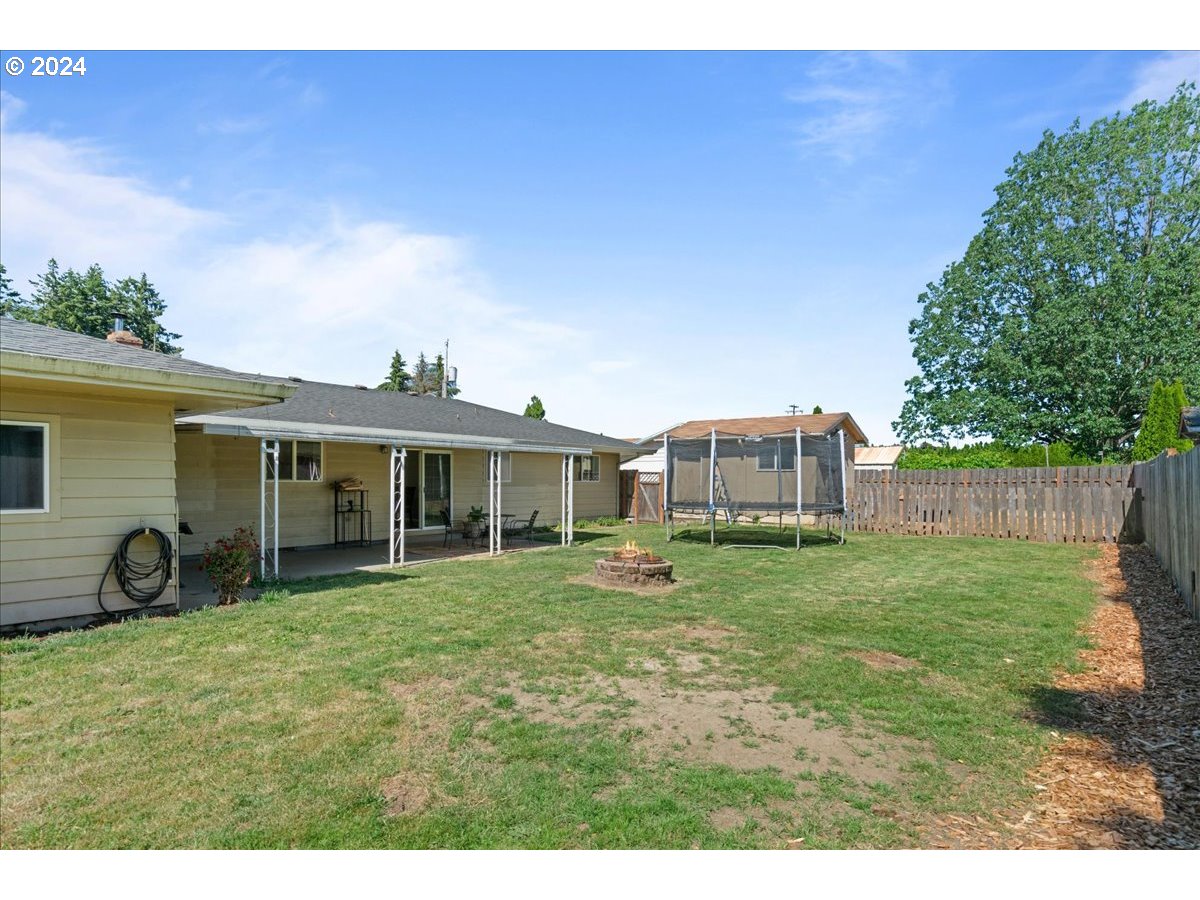 1130 SW WANETAH WAY, McMinnville