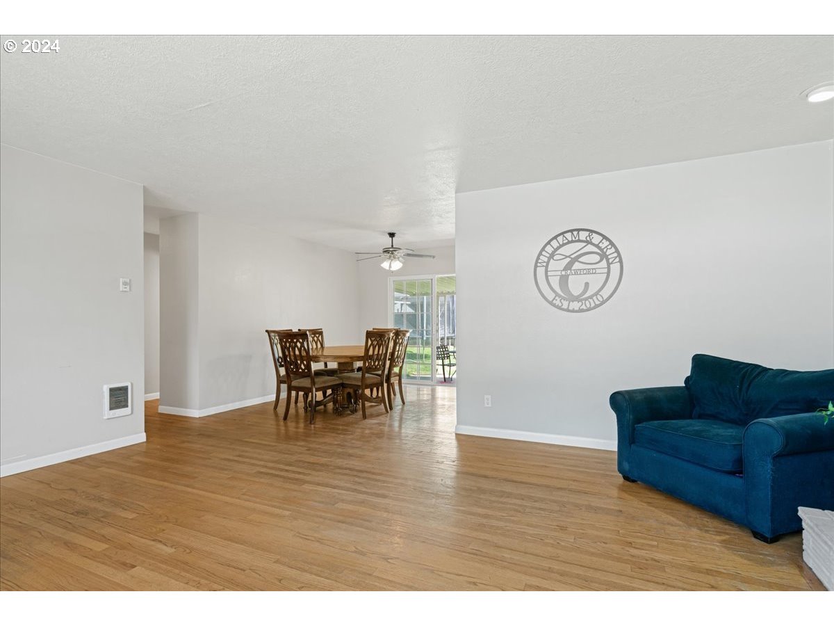 1130 SW WANETAH WAY, McMinnville