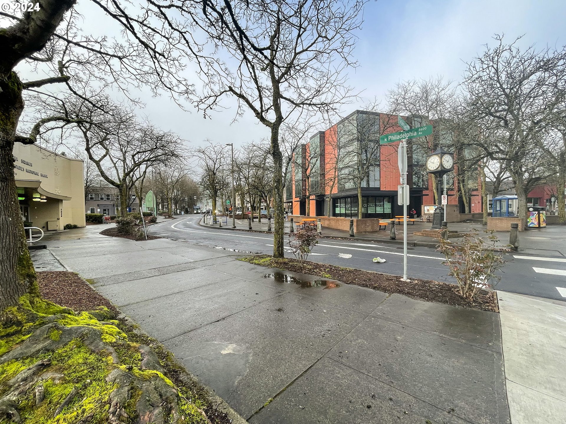 8833 N SYRACUSE ST 10