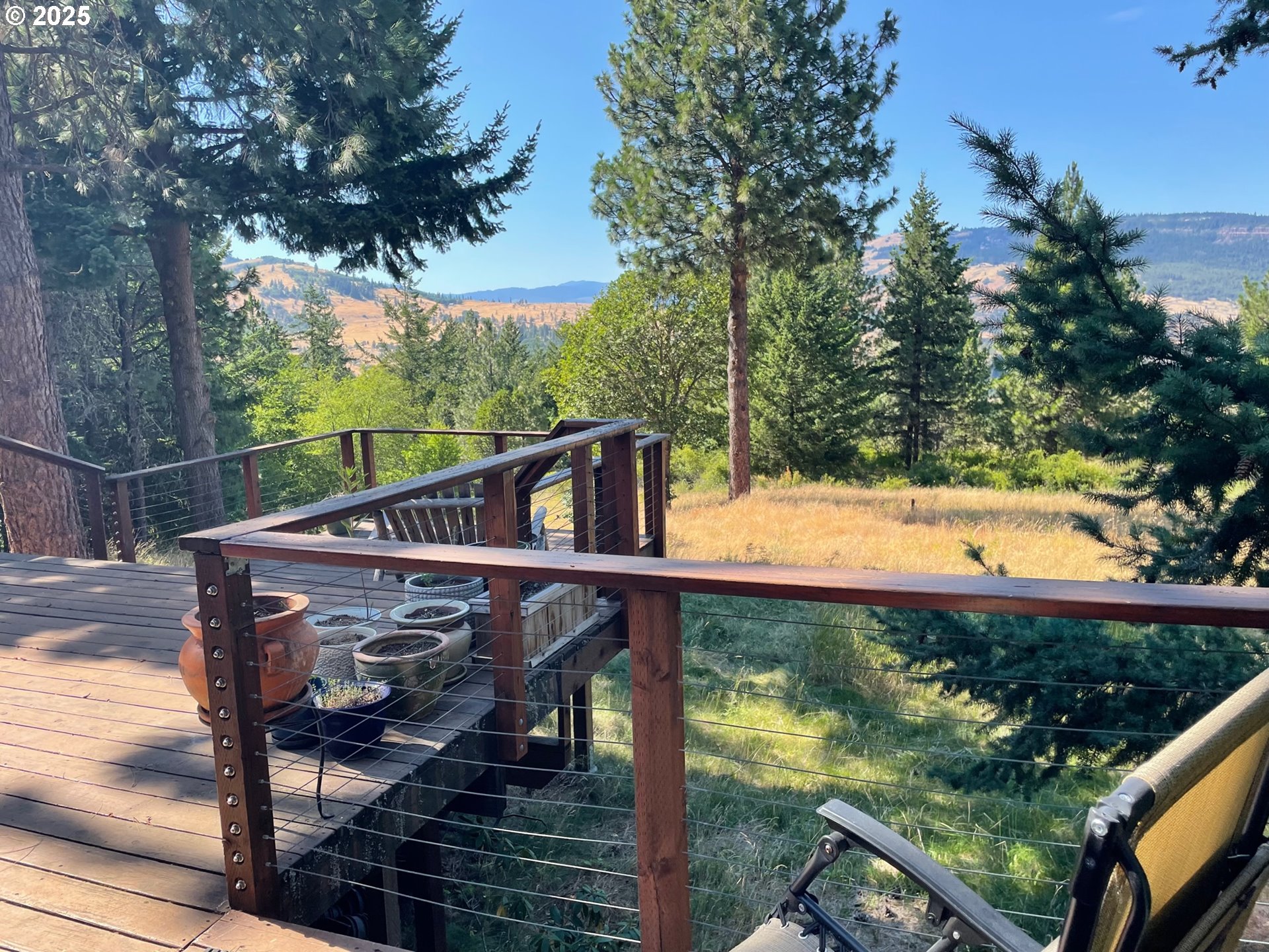 1143 JASPER LN