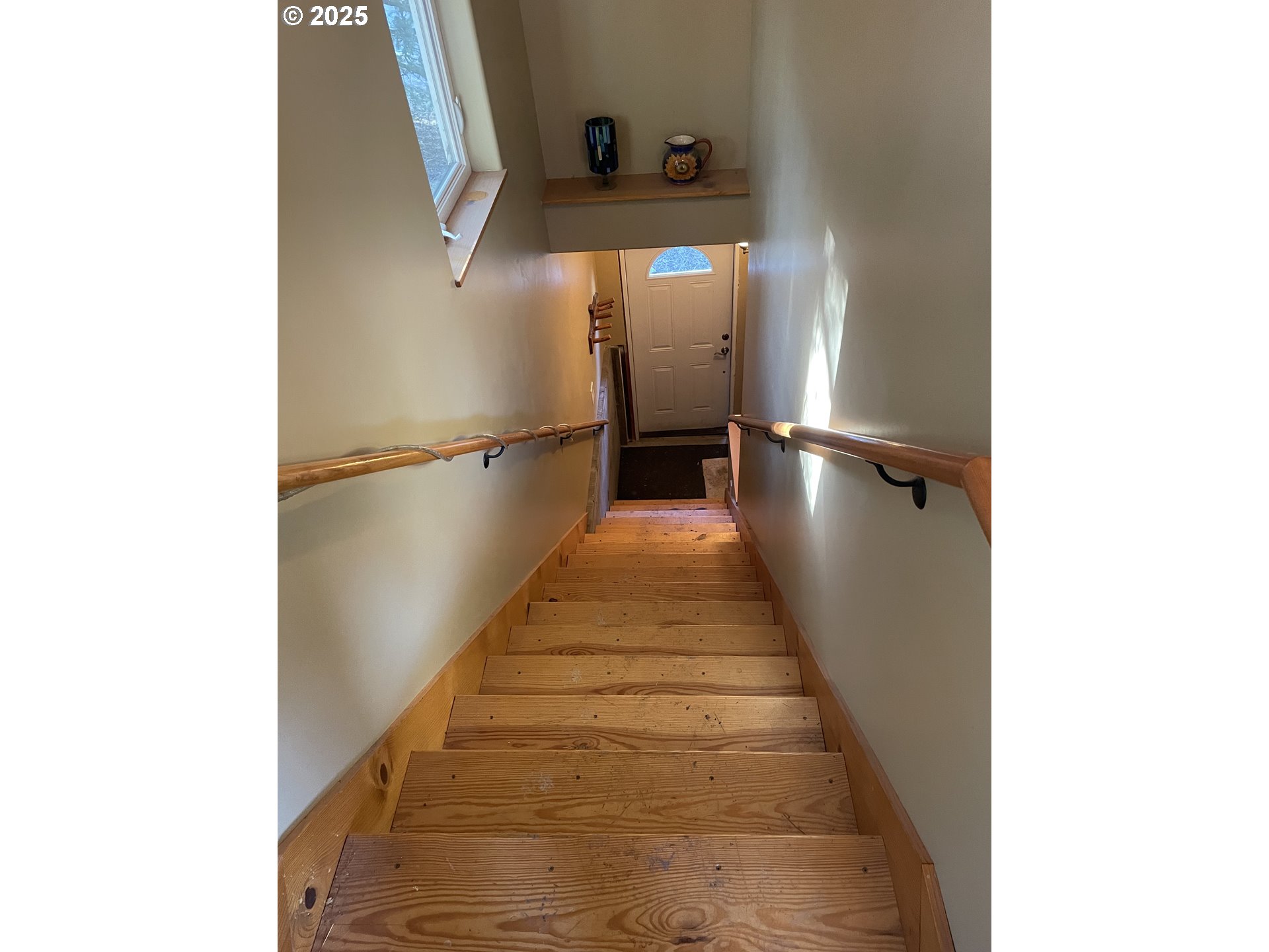 1143 JASPER LN