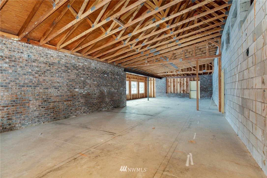 421 NE Midway Boulevard