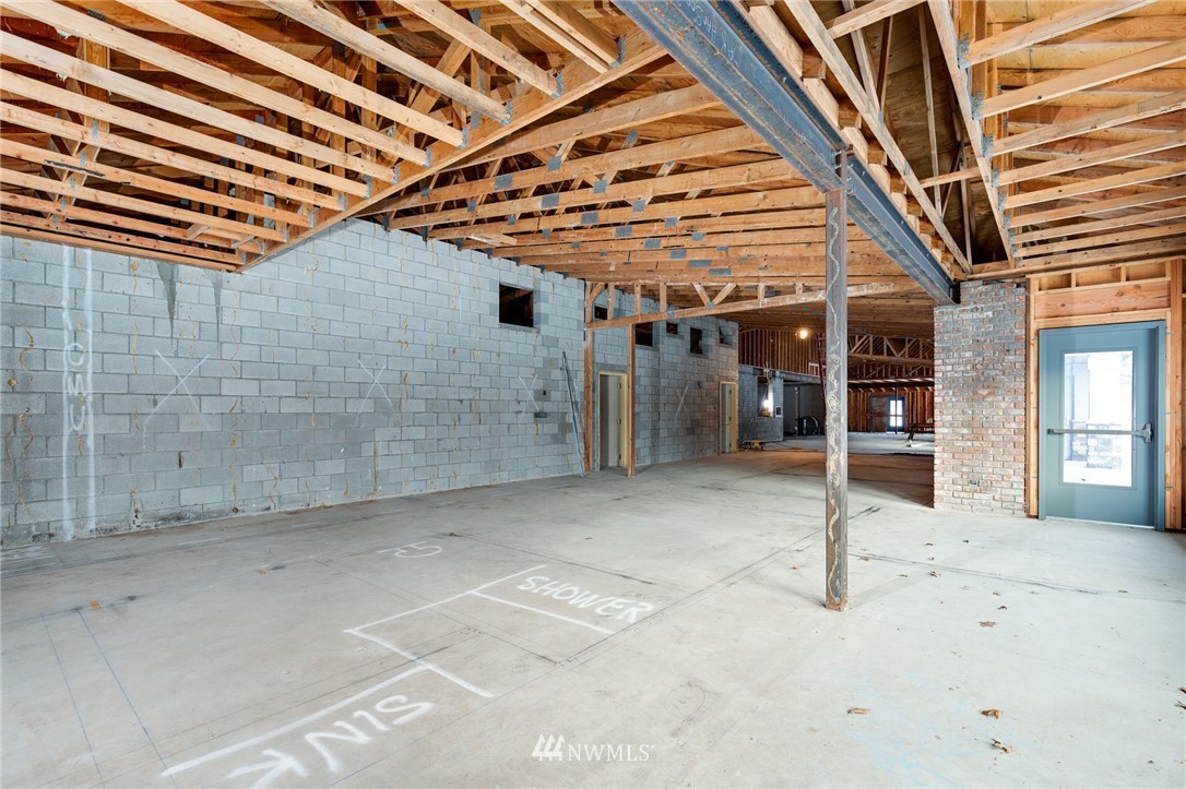 421 NE Midway Boulevard