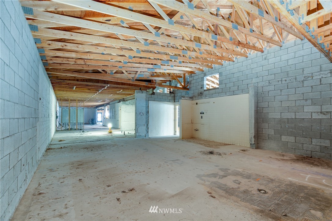 421 NE Midway Boulevard