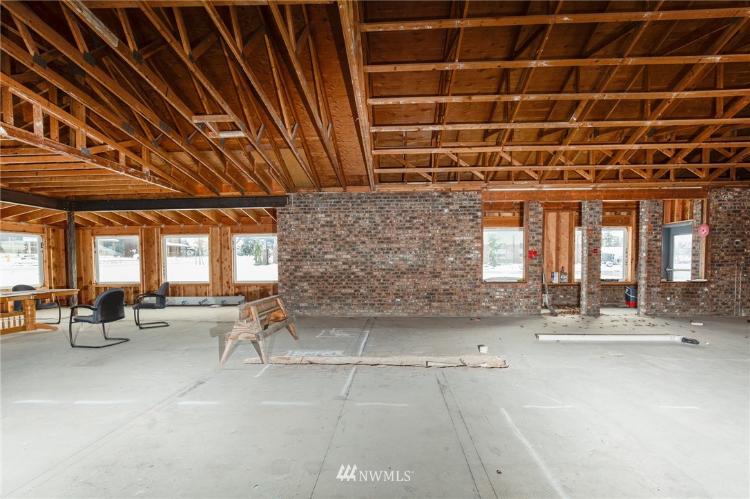 421 NE Midway Boulevard