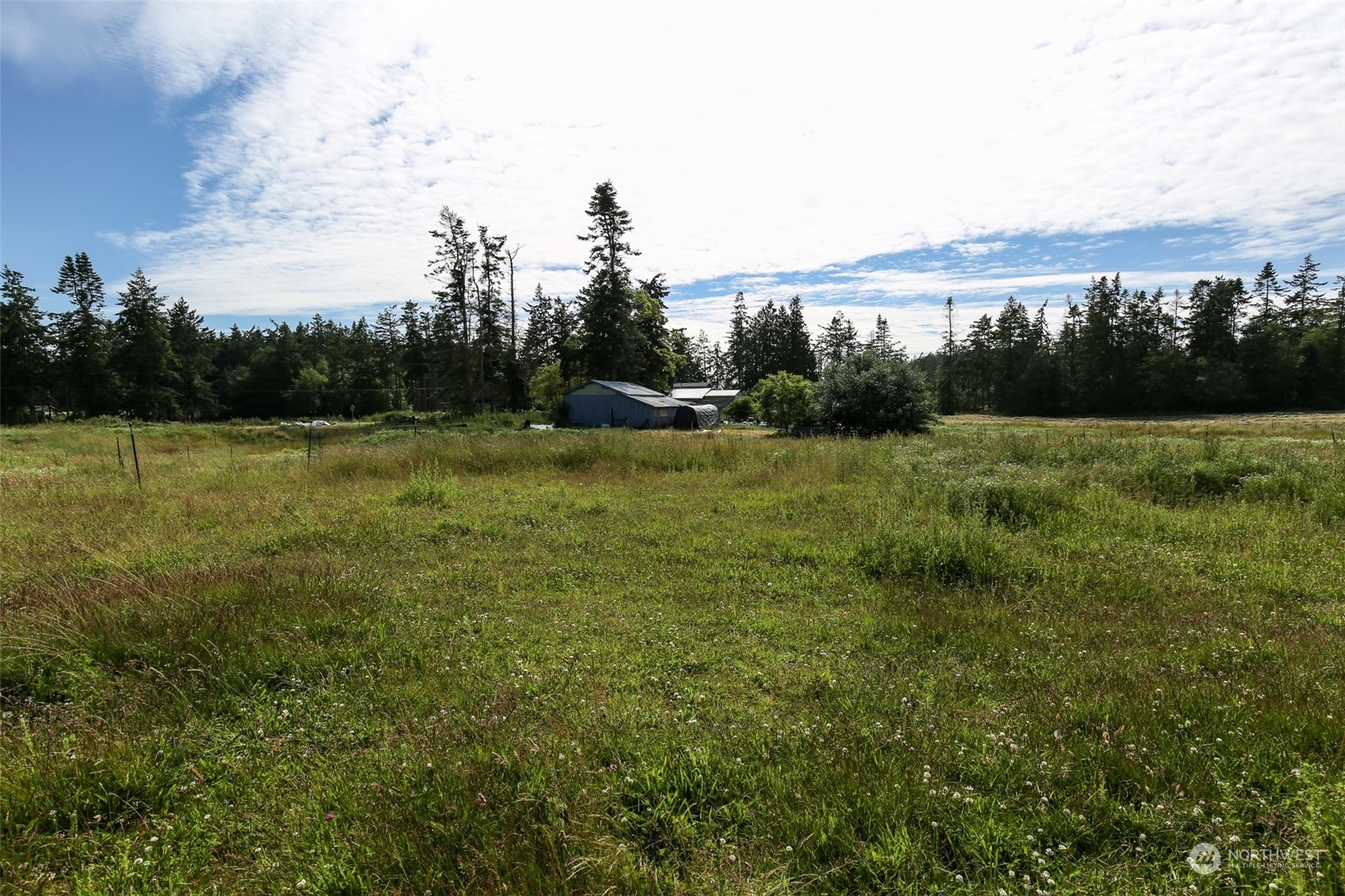 1798 Hastie Lake Road