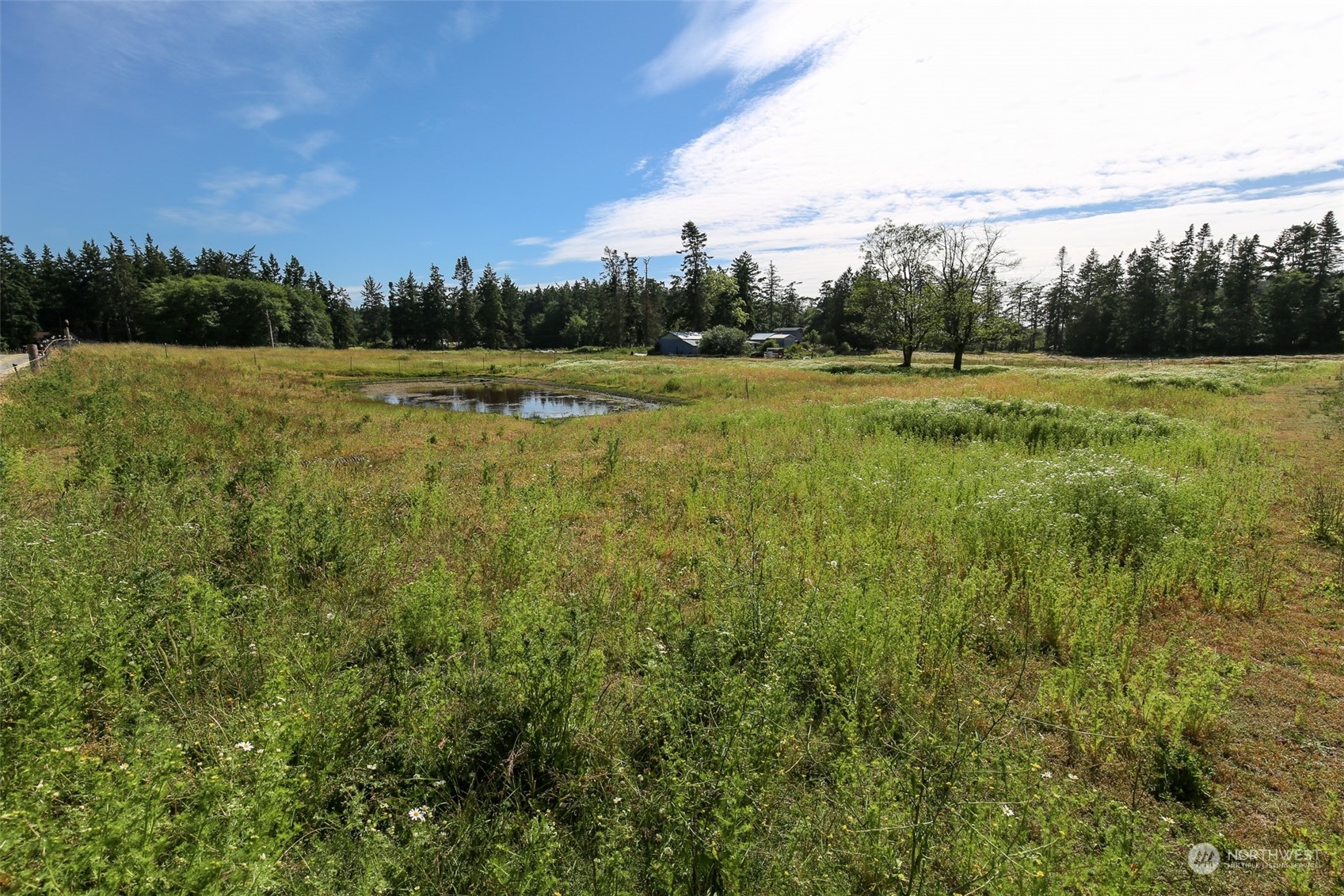 1798 Hastie Lake Road