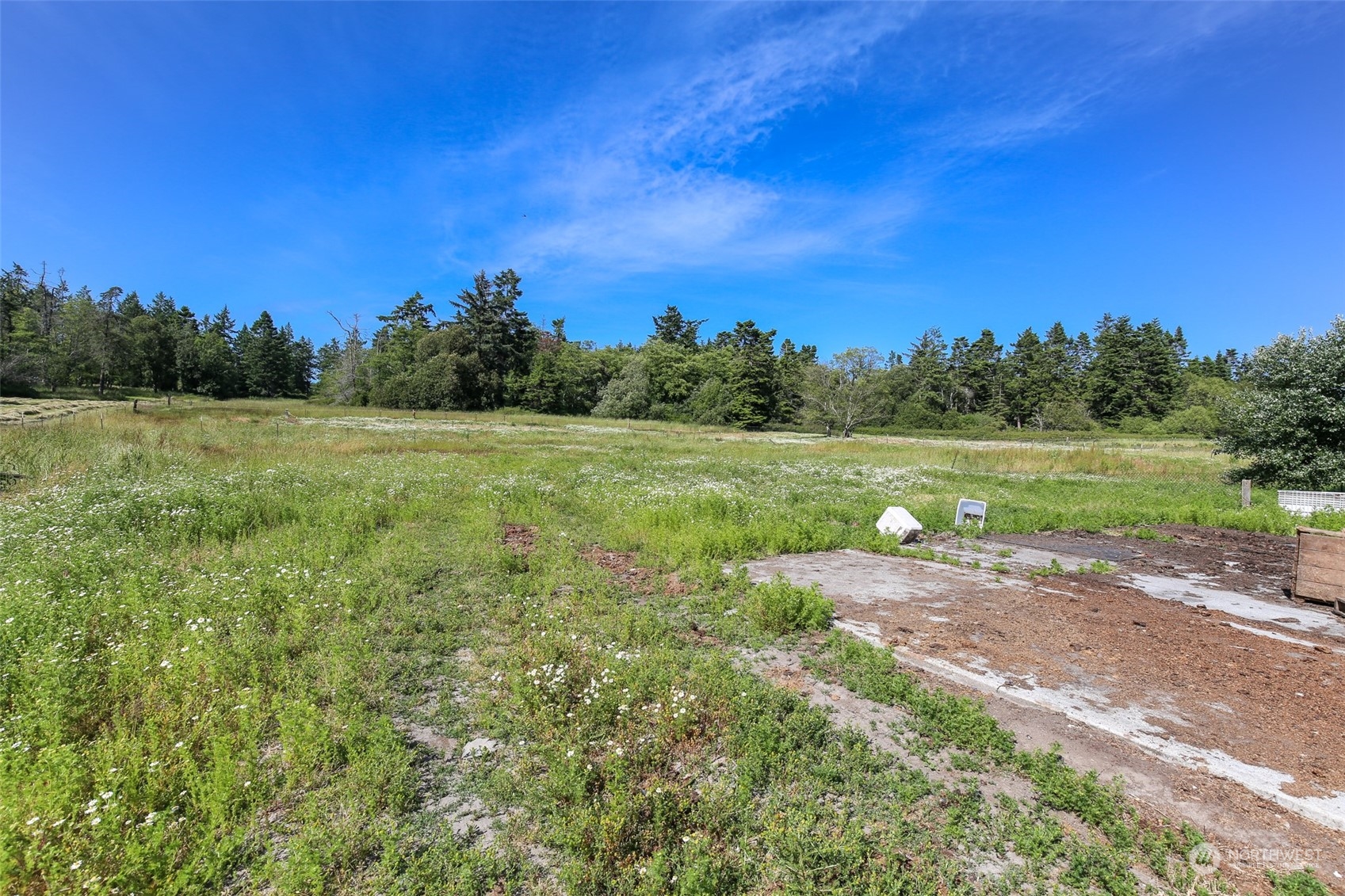 1798 Hastie Lake Road