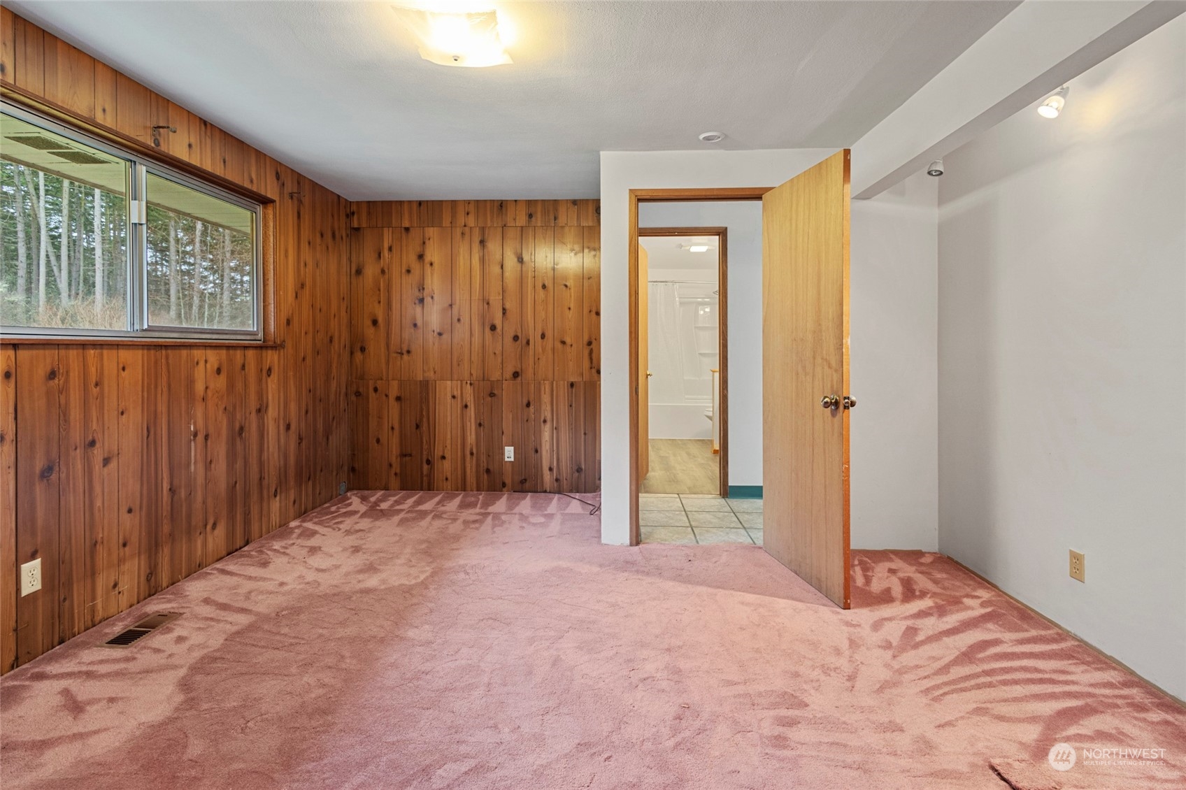 1750 S Smith Island Lane