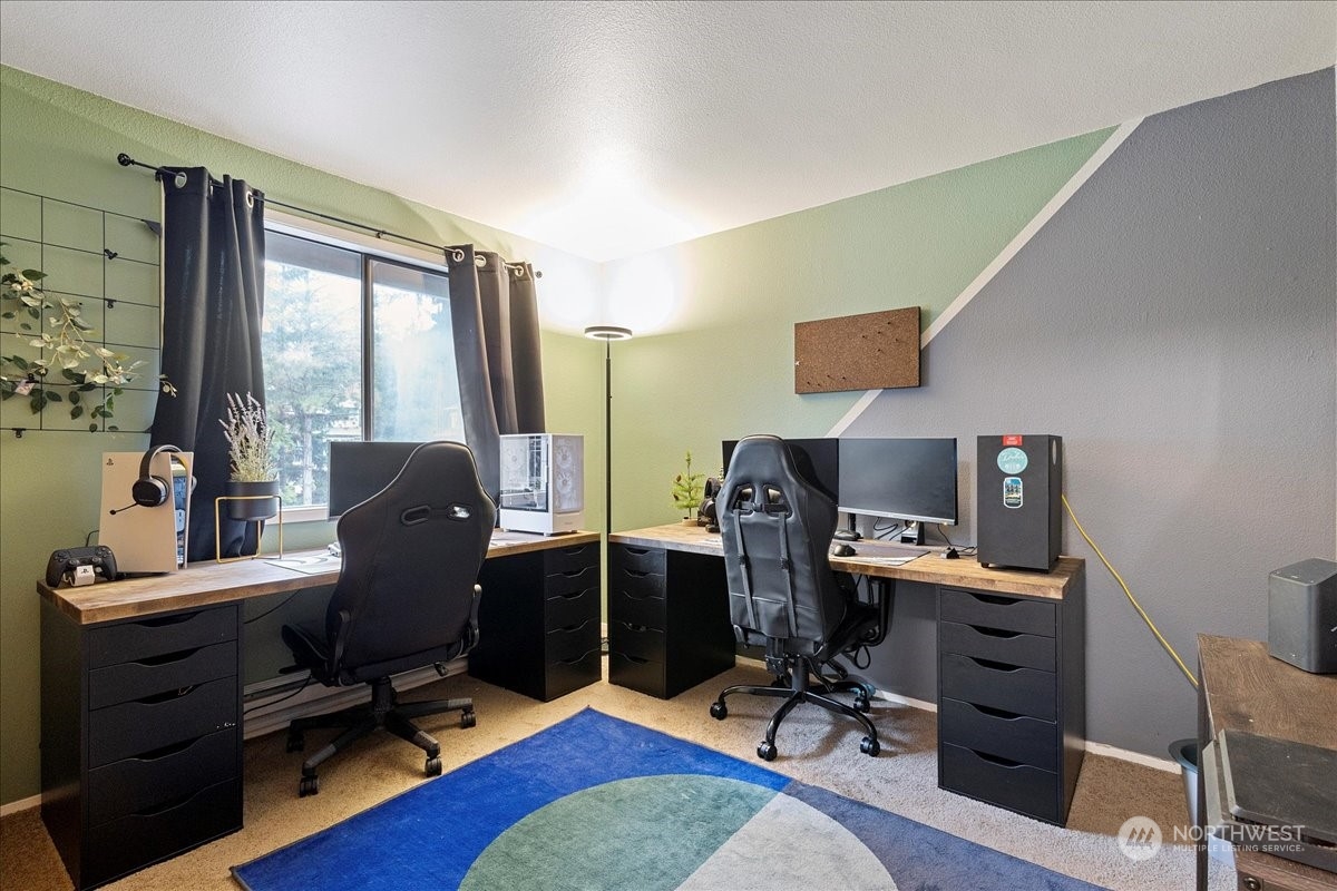 1246 NW Lanyard Loop Unit: 2