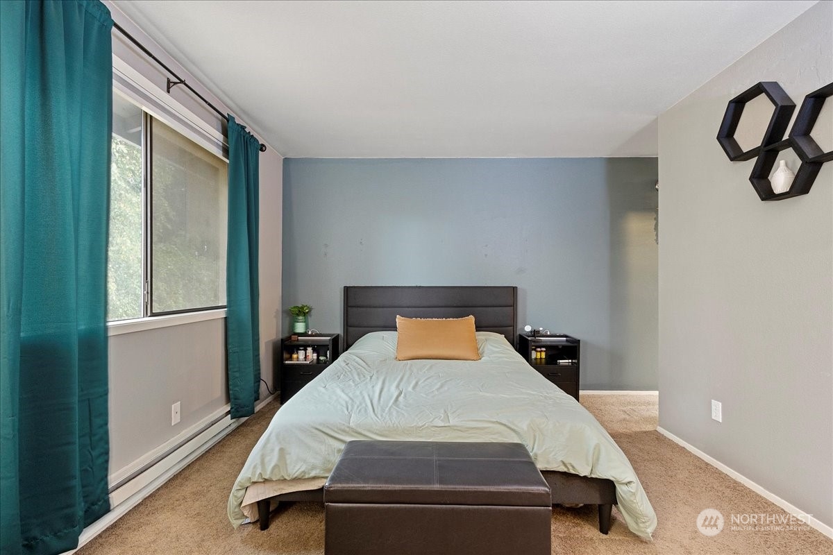 1246 NW Lanyard Loop Unit: 2