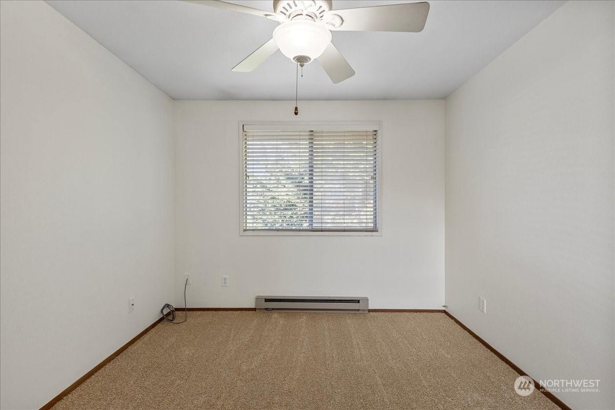 229 NE Nunan Loop Unit: 5-1