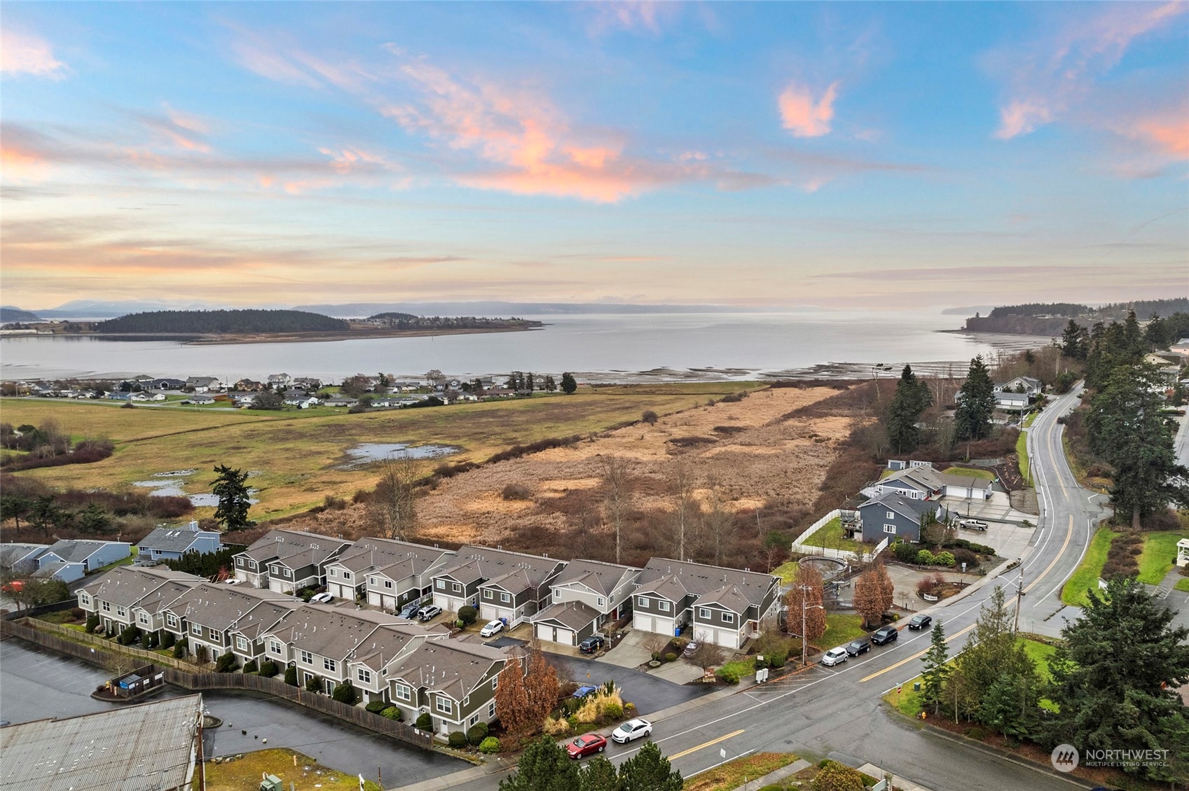 1890 SW Scenic Heights Street Unit: B4