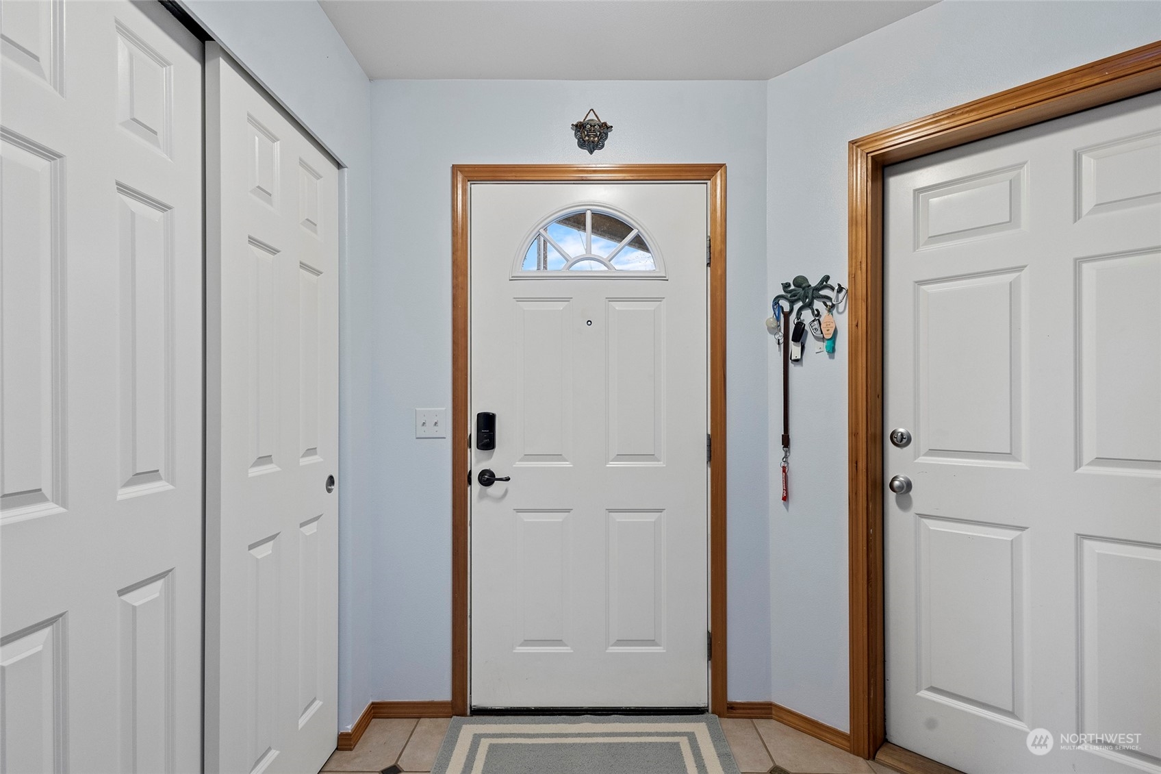 1890 SW Scenic Heights Street Unit: B4