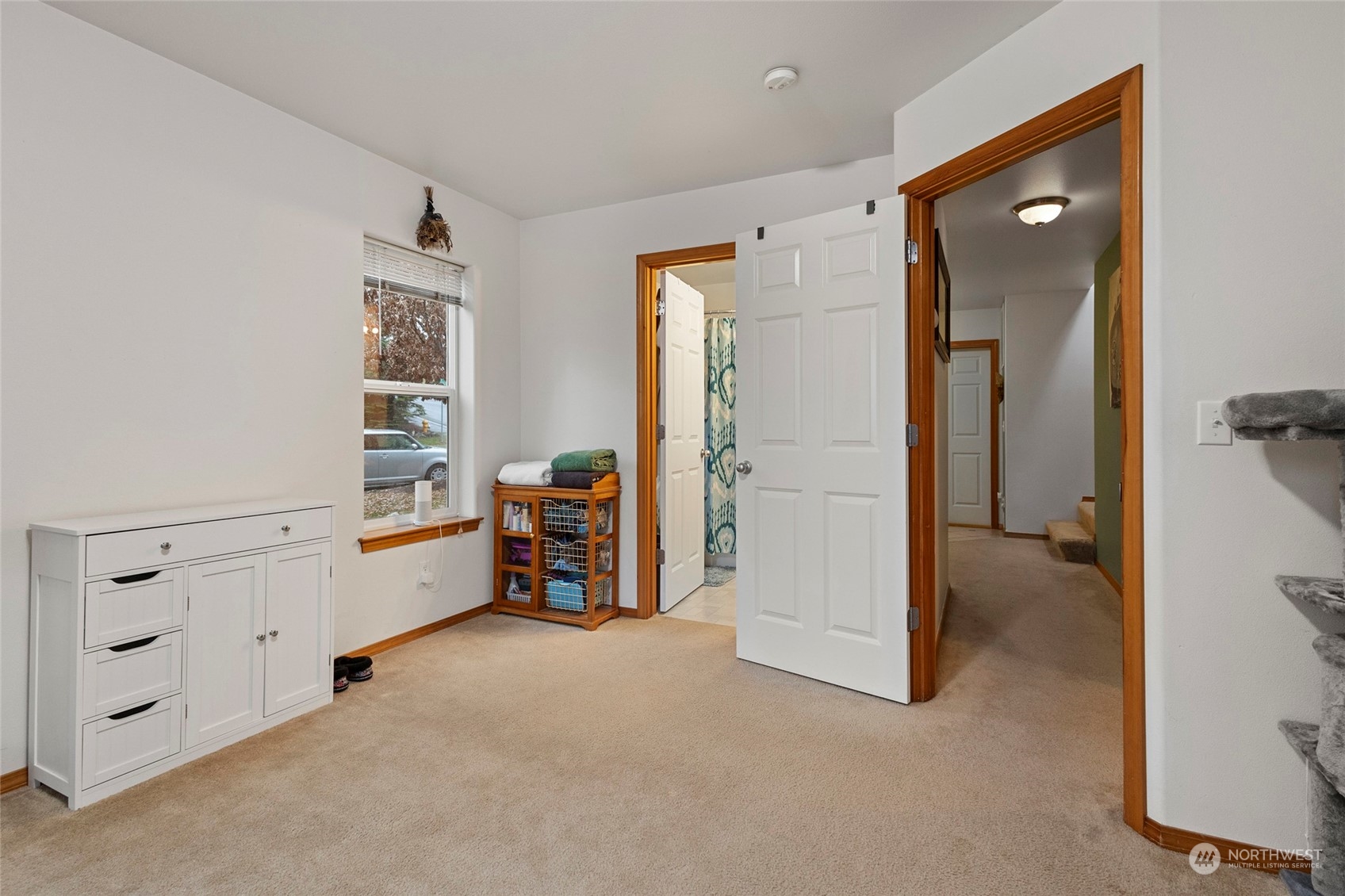 1890 SW Scenic Heights Street Unit: B4