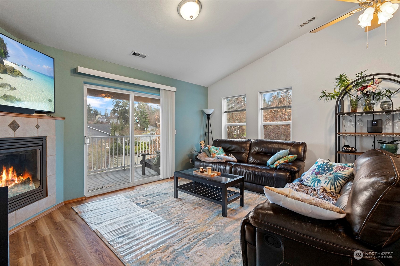 1890 SW Scenic Heights Street Unit: B4