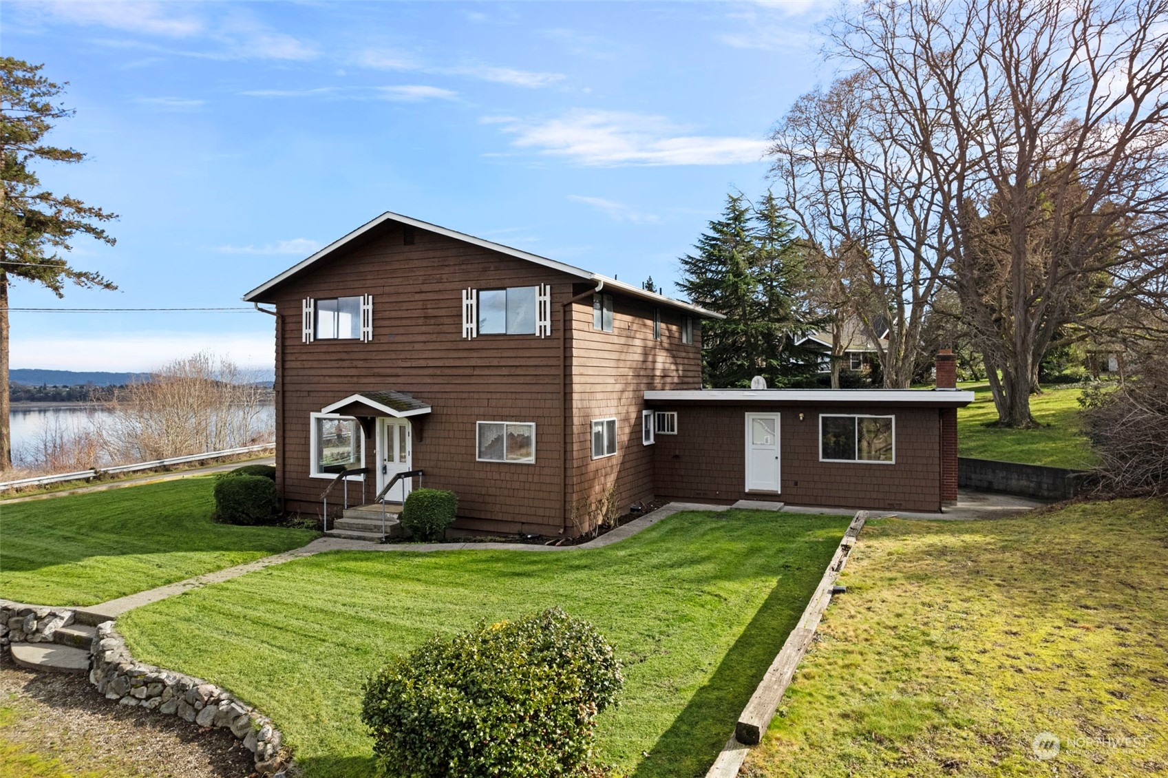 1621 Scenic Heights Road