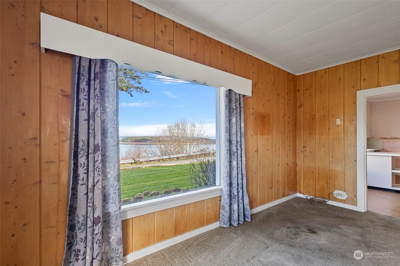 1621 Scenic Heights Road