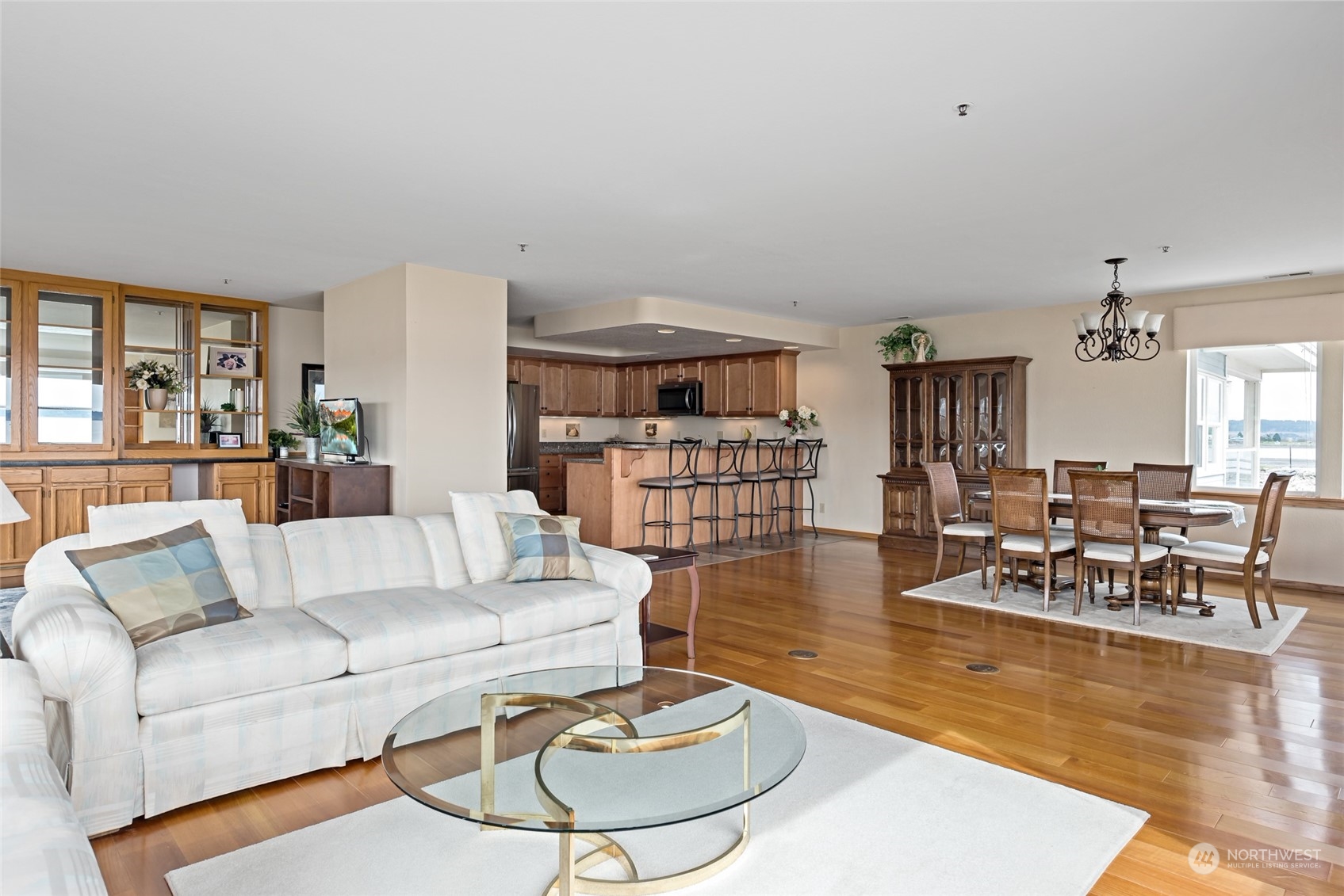 651 SE Bayshore Drive Unit: E202