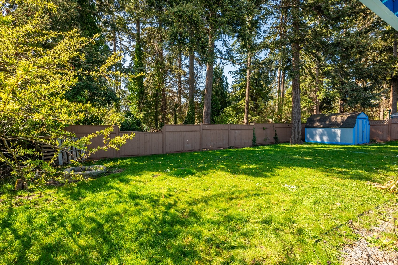 1081 SW Heller Street