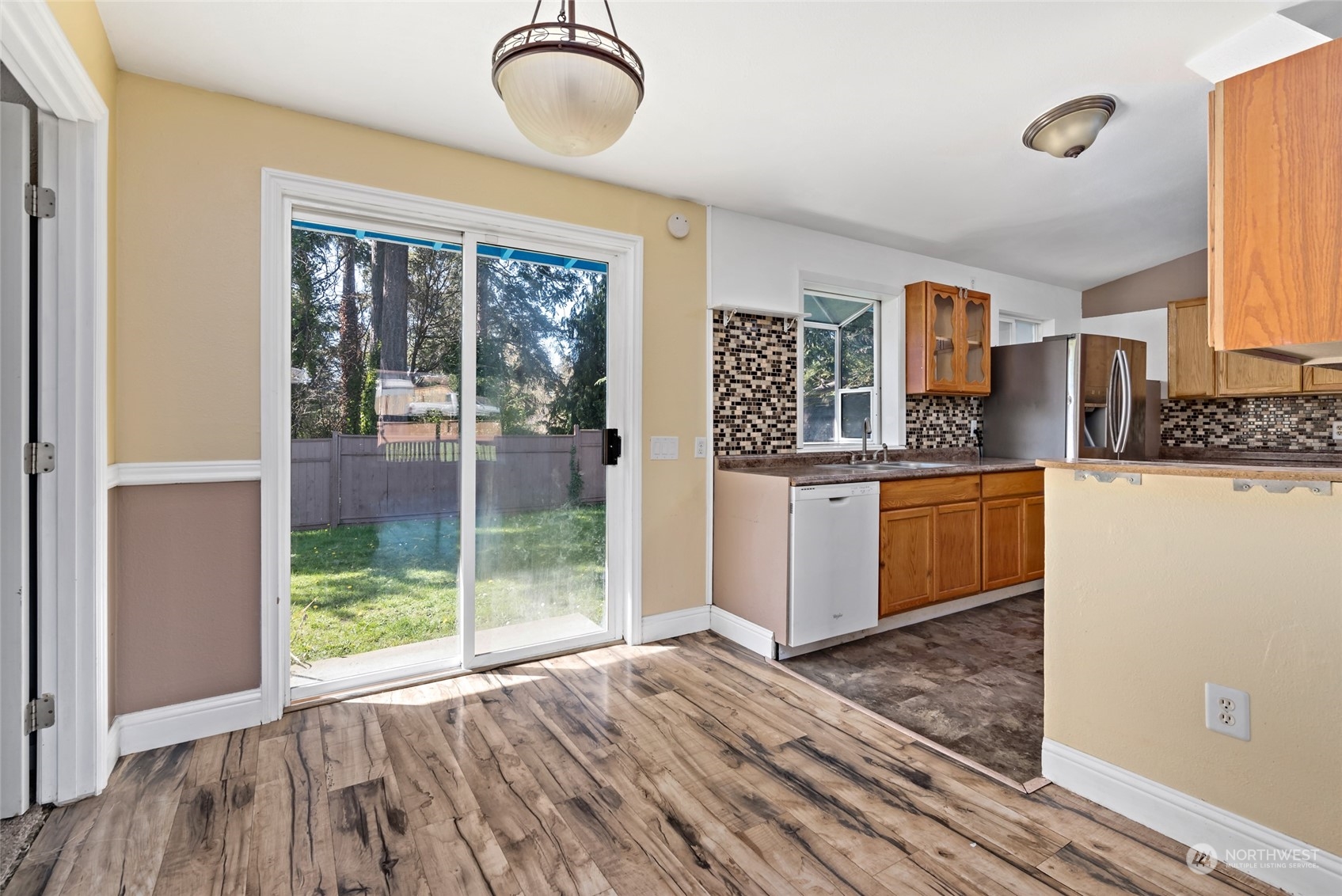 1081 SW Heller Street