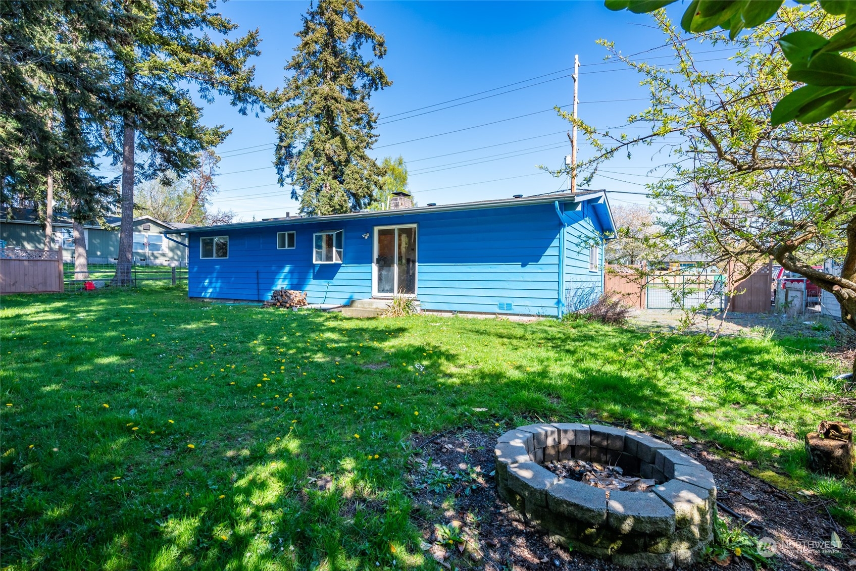 1081 SW Heller Street