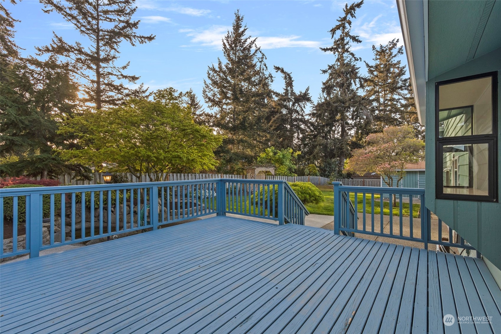 956 SW Capital Street