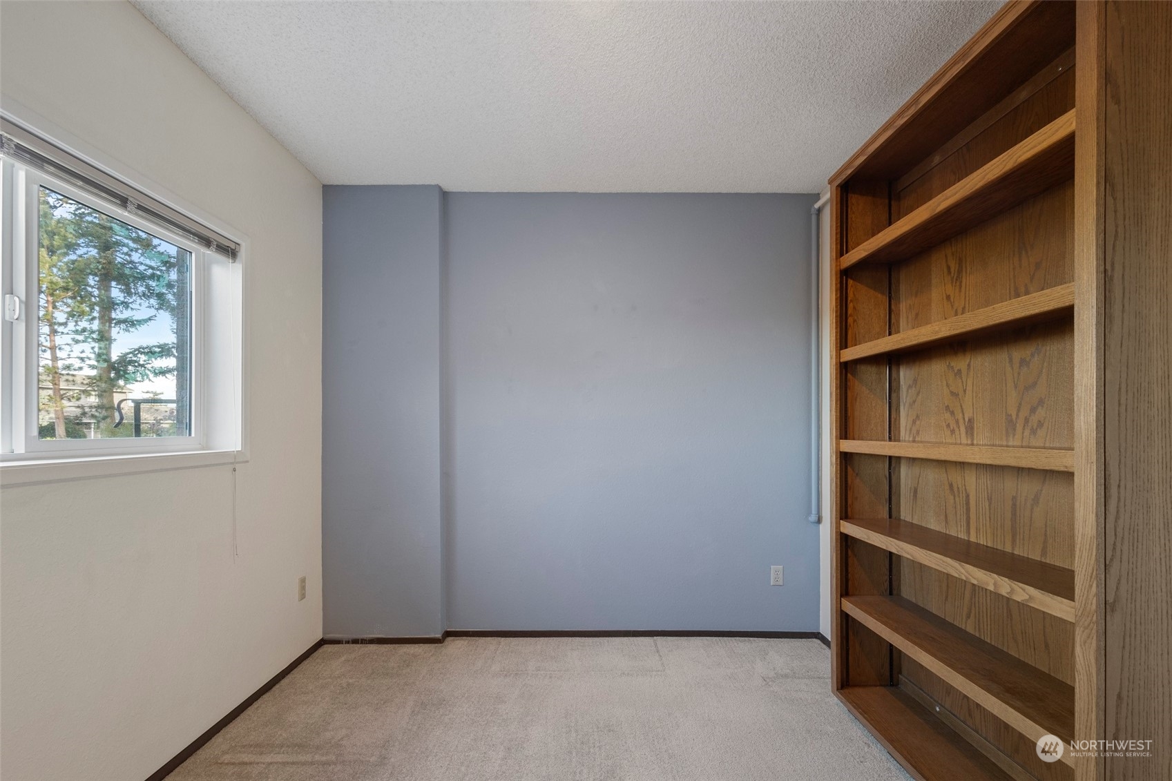 956 SW Capital Street