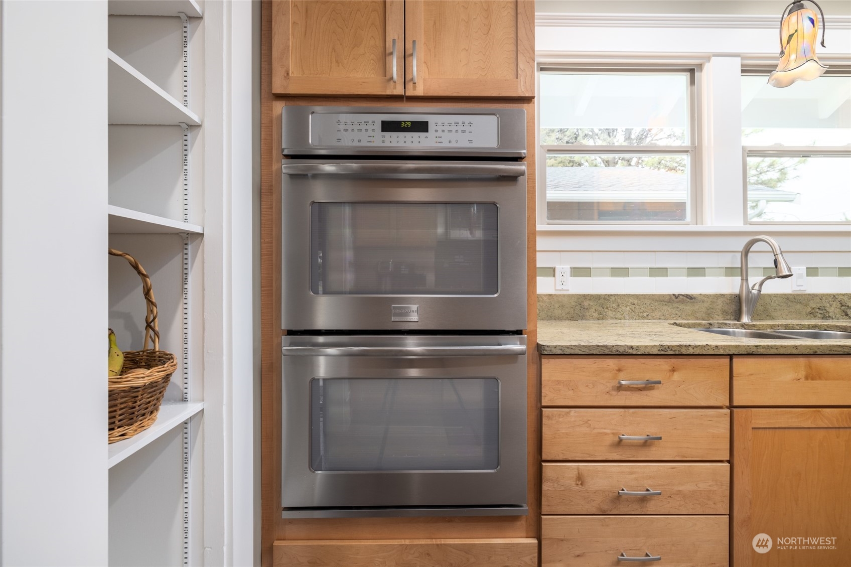 3520 Commercial Avenue