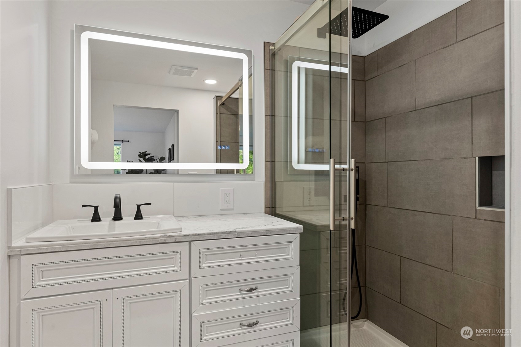 2206 Woodridge Avenue