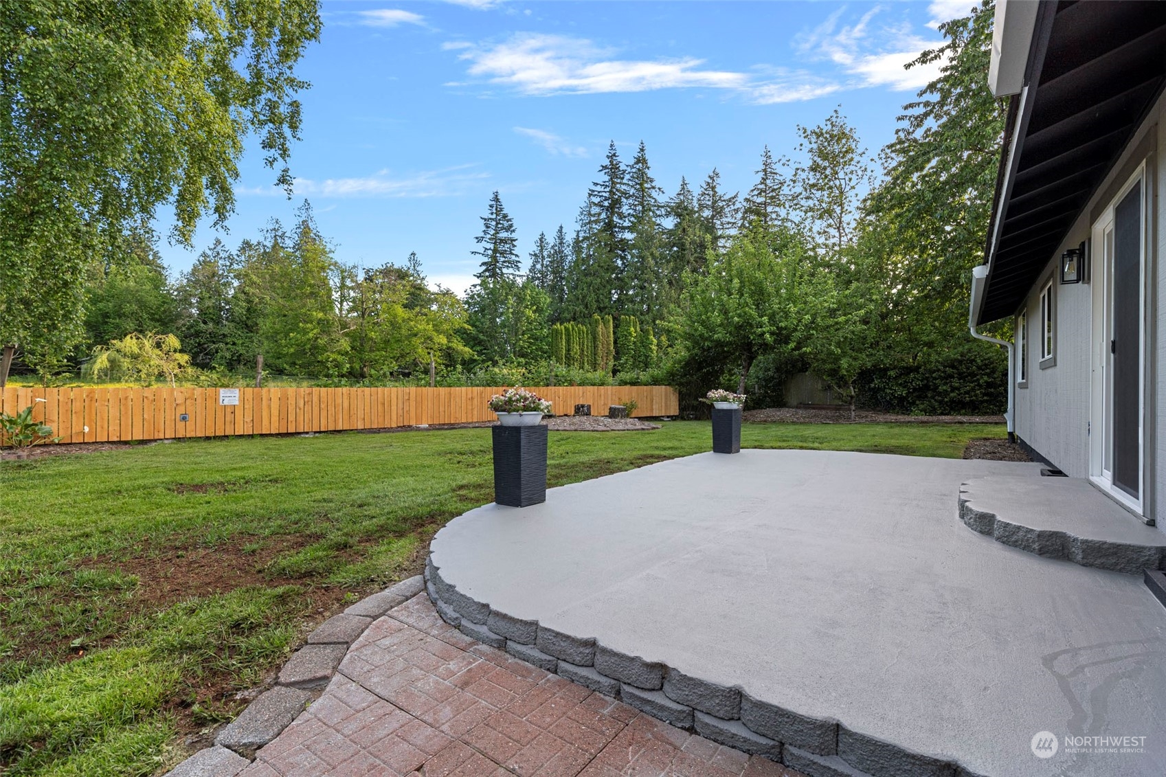 2206 Woodridge Avenue